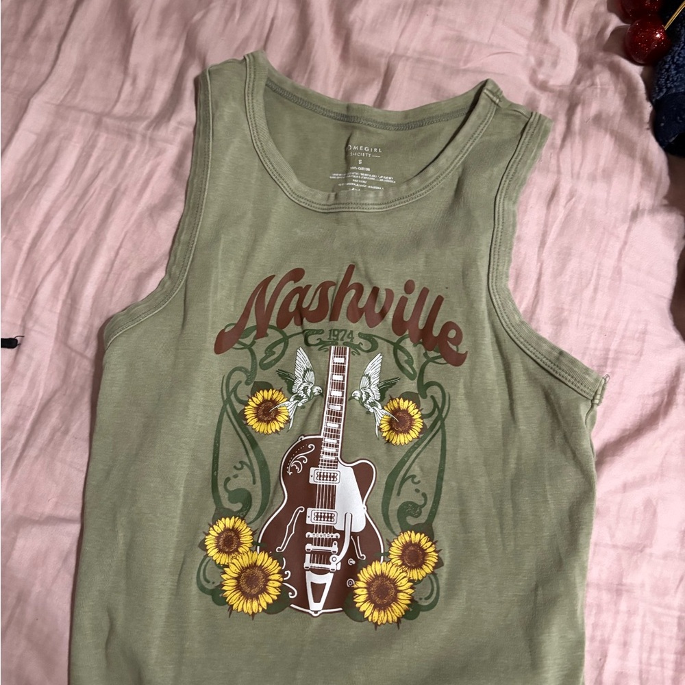 Nashville Graphic Women's Muscle Tee - Olive Green